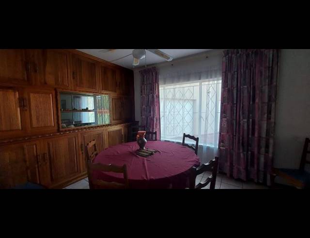 4 BEDROOM HOUSE FOR SALE IN GREENHILLS